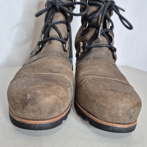 Sorel Addington Lace-Up Booties - Size 12 - Picture 6 of 16